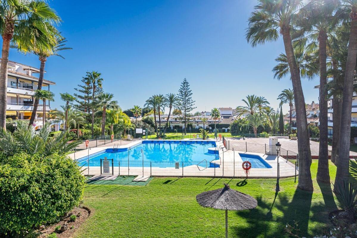 Golden Mile Getaway, Garden View, Pool & Comfort Marbella Luaran gambar