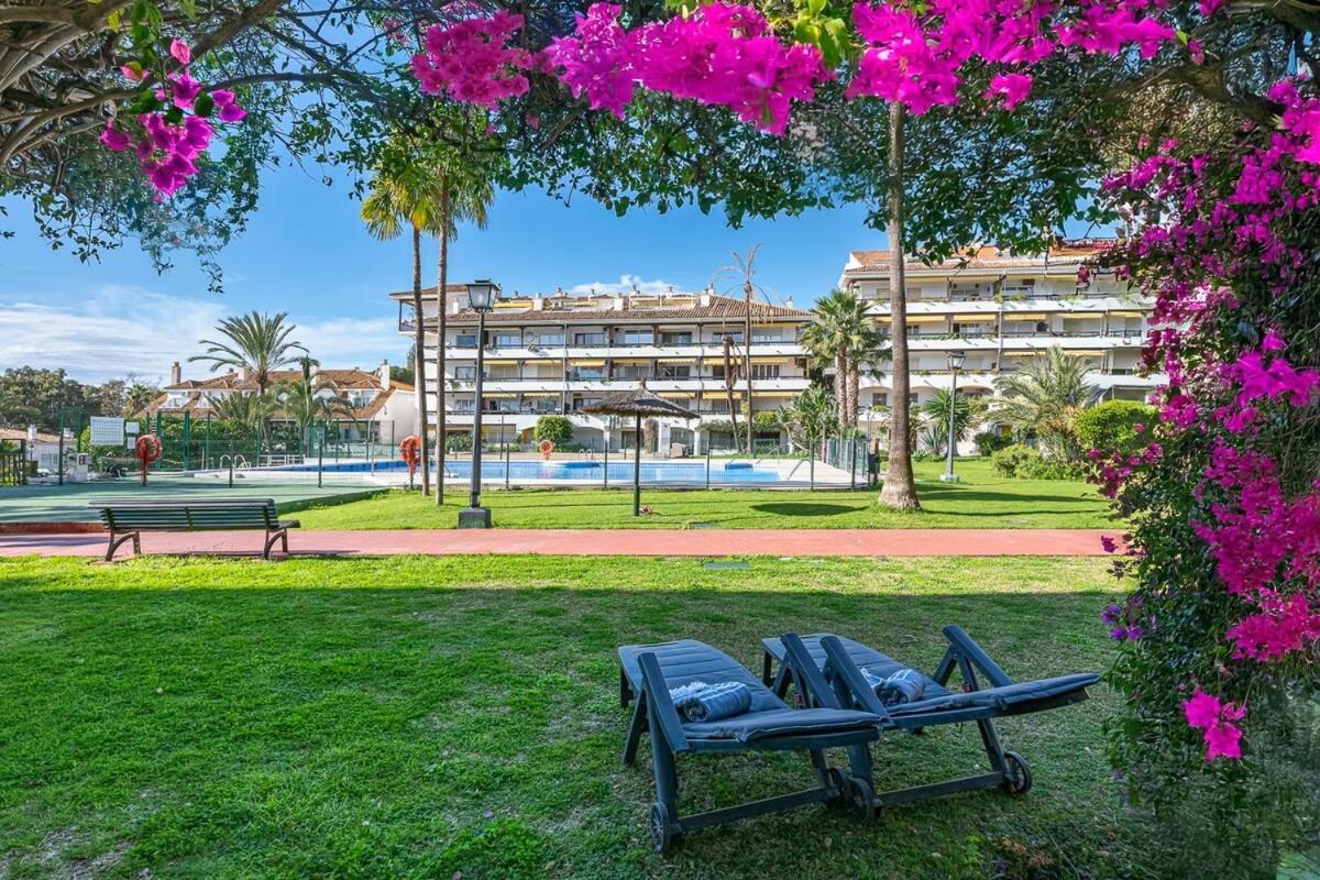 Golden Mile Getaway, Garden View, Pool & Comfort Marbella Luaran gambar