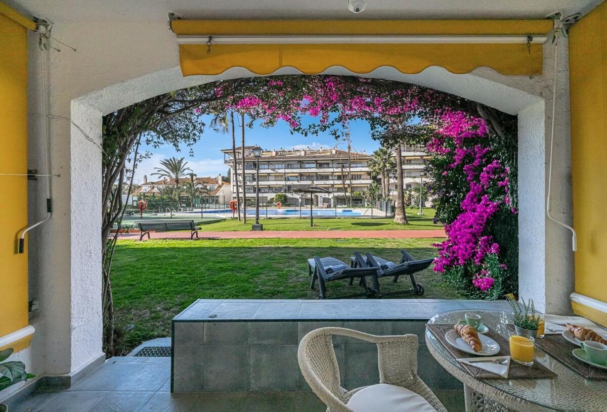 Golden Mile Getaway, Garden View, Pool & Comfort Marbella Luaran gambar